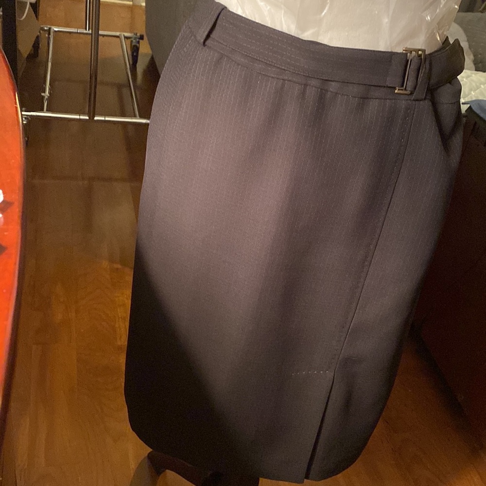 AK Anne Klein Skirt.